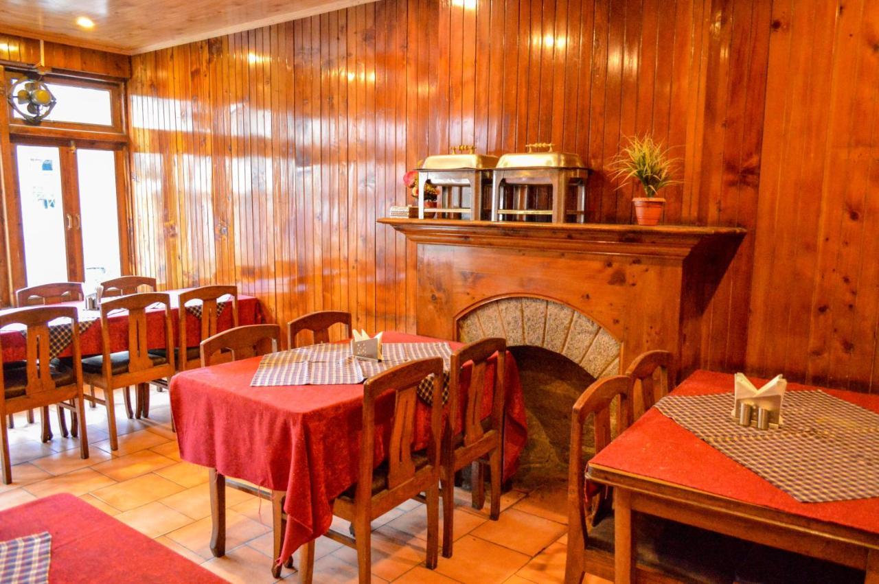 Hotel Pine Grove-Mall Road Manāli Zewnętrze zdjęcie